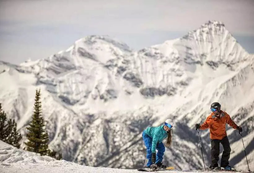 בית מלון כפרי The Approach