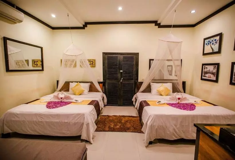 호텔 The Sanctuary Villa Battambang
