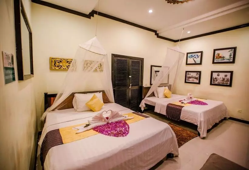 호텔 The Sanctuary Villa Battambang