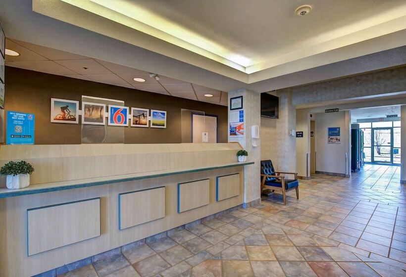 Motel 6grande Prairie, Ab