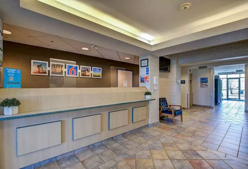 Motel 6grande Prairie, Ab