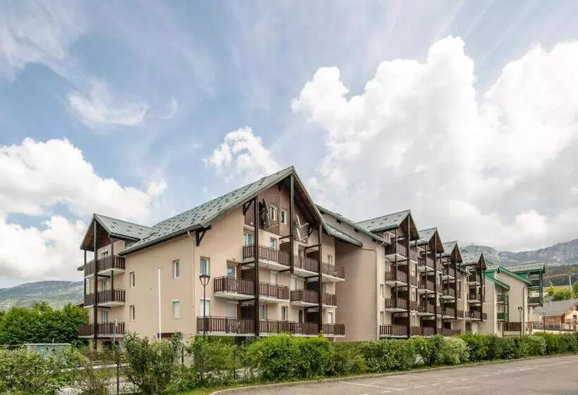 Vacanceole  Residence La Croix Margot