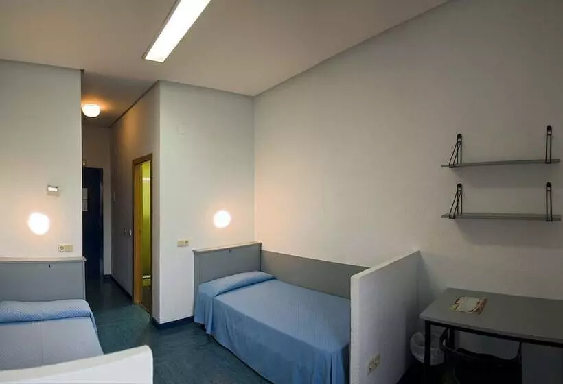 Albergue Inturjoven Huelva Hostel