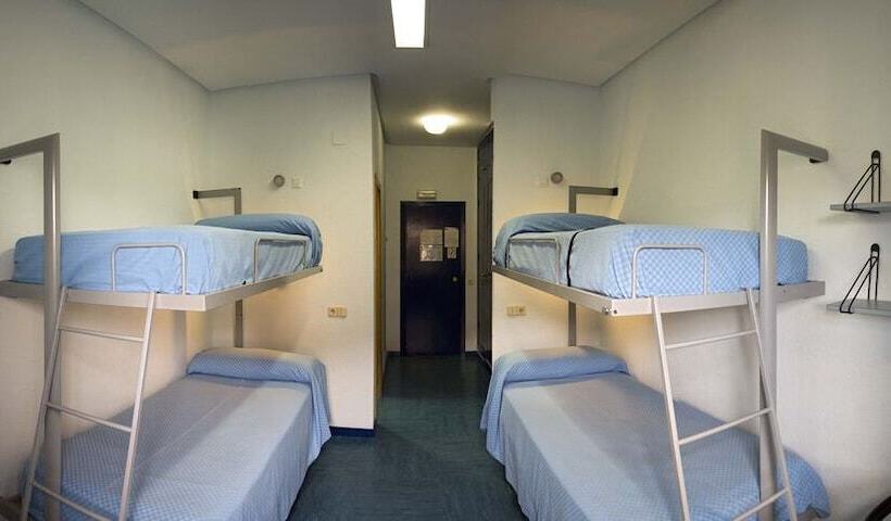 Albergue Inturjoven Huelva Hostel