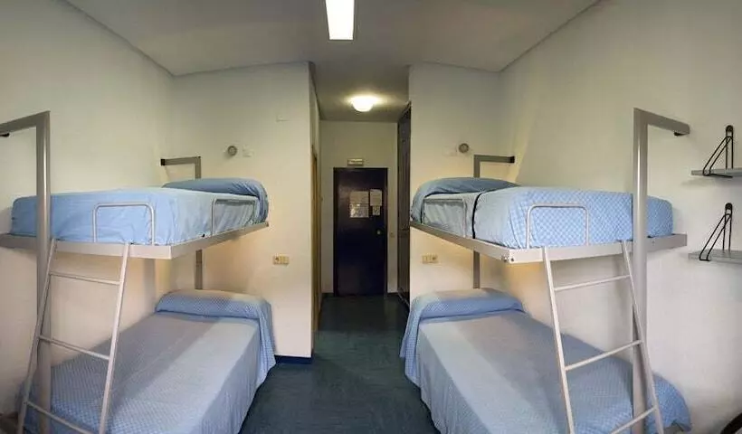 Albergue Inturjoven Huelva Hostel