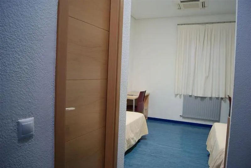 Albergue Inturjoven Huelva   Hostel