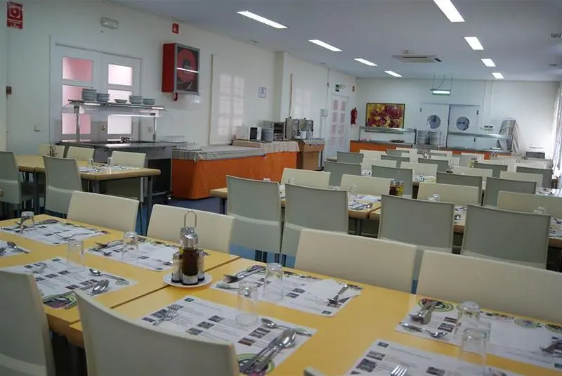 Albergue Inturjoven Huelva   Hostel