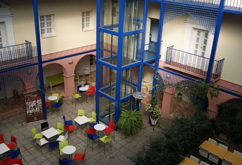 Albergue Inturjoven Huelva Hostel