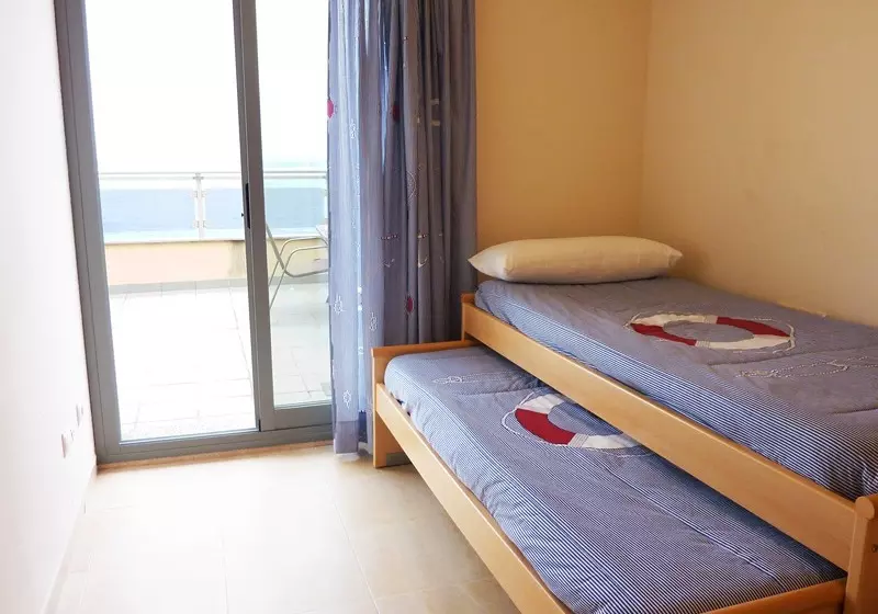 Apartamentos Papa Luna 3000