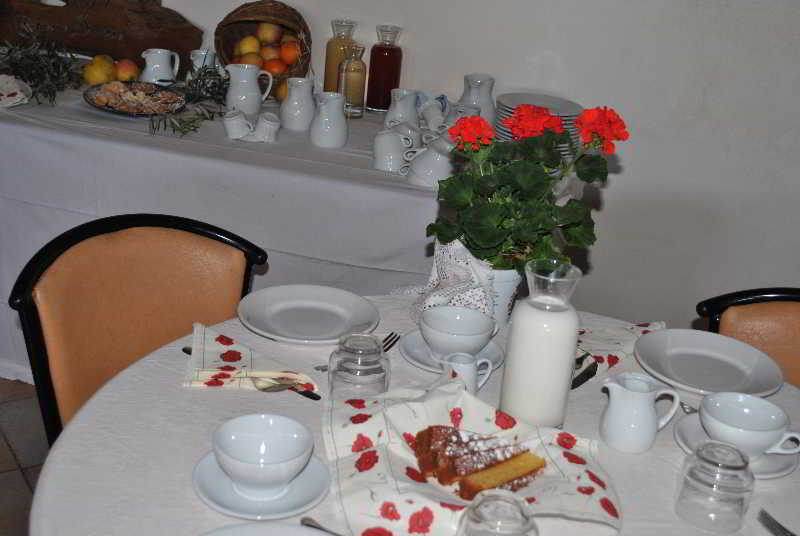 Geranio Rosso Hotel & Restaurant