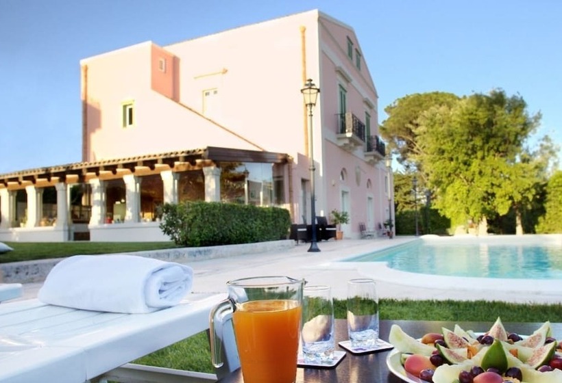 בית מלון כפרי Casino Ridola