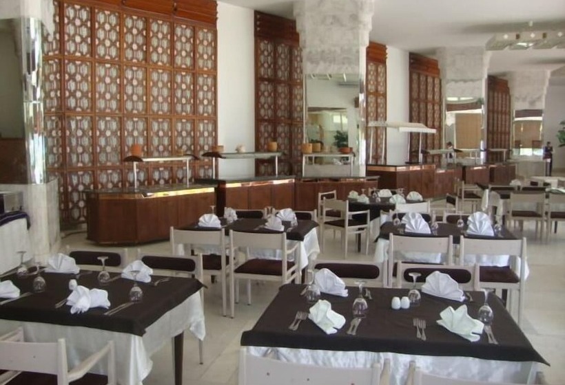 هتل Corniche Palace