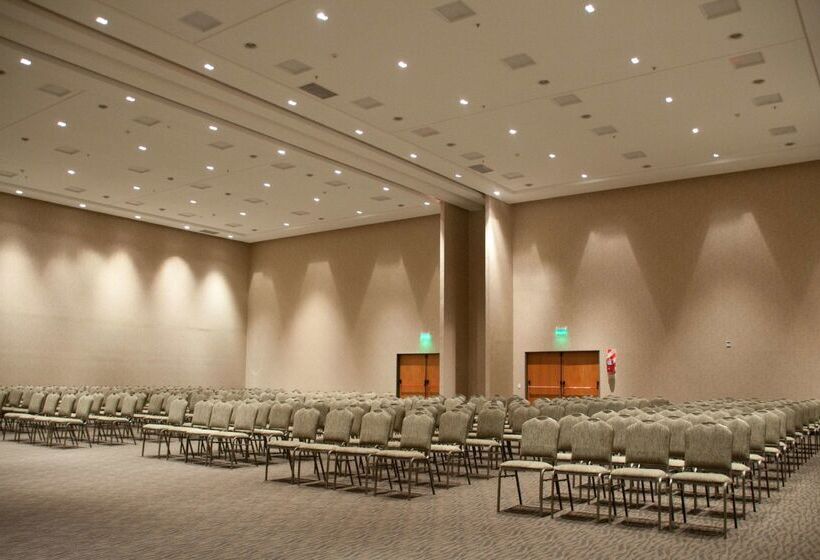 فندق Hilton Garden Inn Tucuman