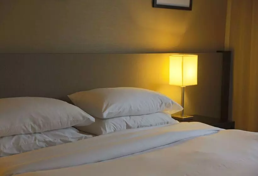 Otel Hilton Garden Inn Tucuman