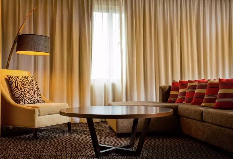 Otel Hilton Garden Inn Tucuman