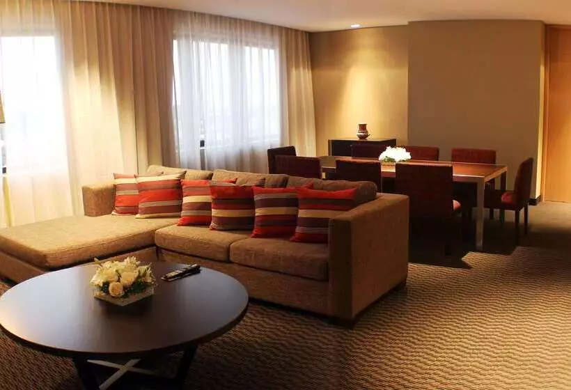 Otel Hilton Garden Inn Tucuman