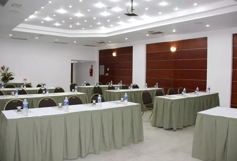 هتل Hippocampus Vacation Club