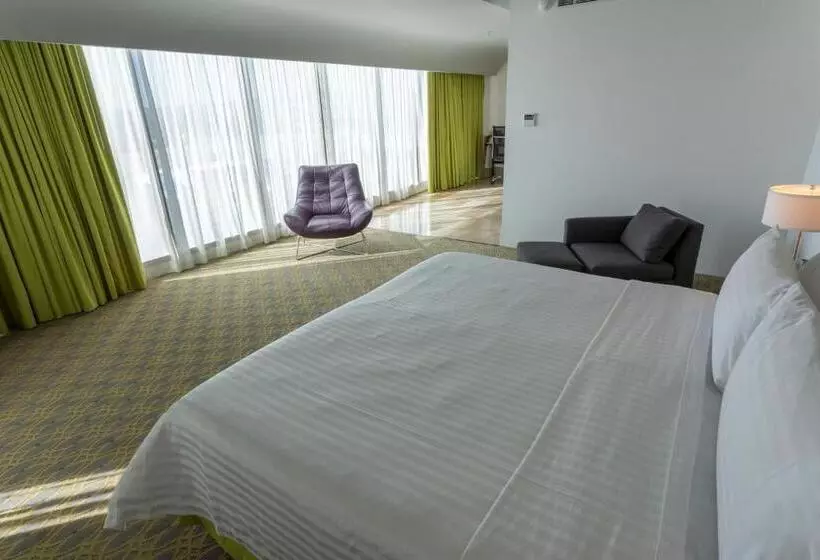 Hotelli Holiday Inn Queretaro Zona Krystal, An Ihg