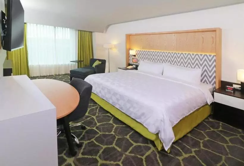 Hotelli Holiday Inn Queretaro Zona Krystal, An Ihg