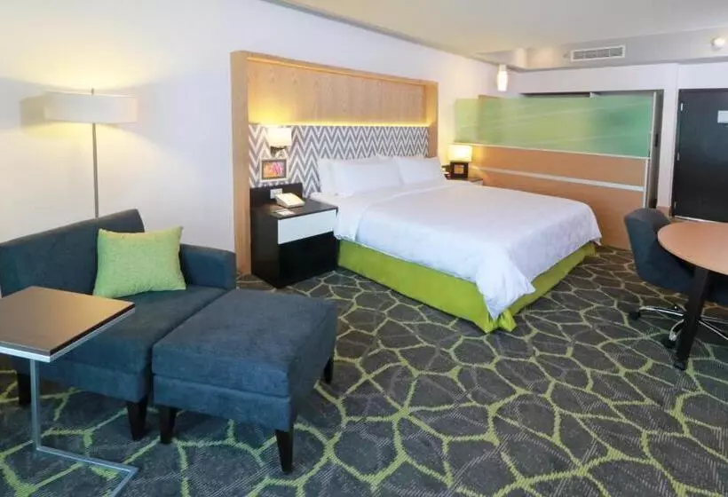 Hotelli Holiday Inn Queretaro Zona Krystal, An Ihg