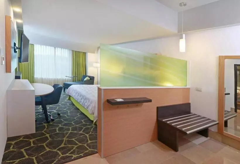 Hotelli Holiday Inn Queretaro Zona Krystal, An Ihg