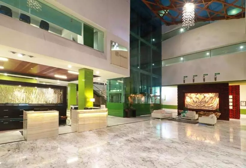 Hotelli Holiday Inn Queretaro Zona Krystal, An Ihg