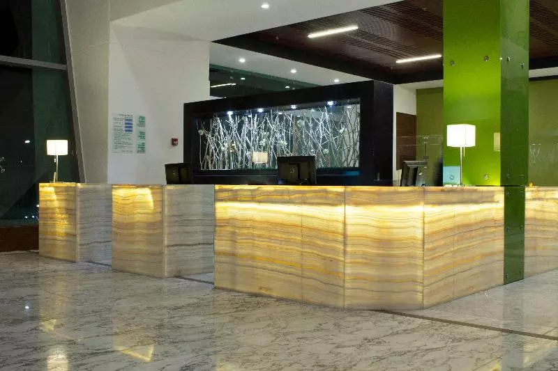 Hotelli Holiday Inn Queretaro Zona Krystal, An Ihg