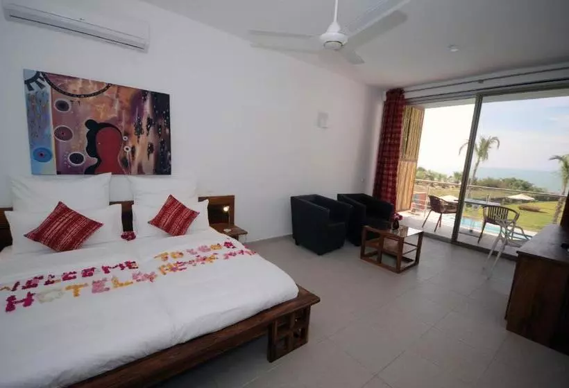 Leo S Beach Hotel Adults Only