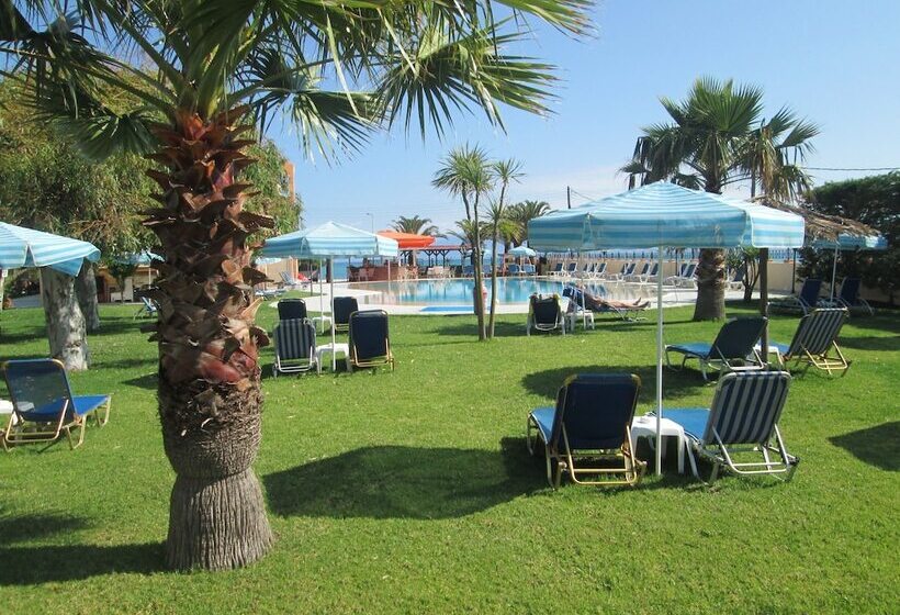 酒店 Ninos On The Beach