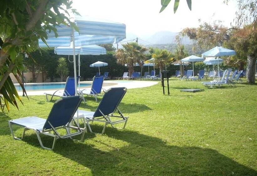 酒店 Ninos On The Beach