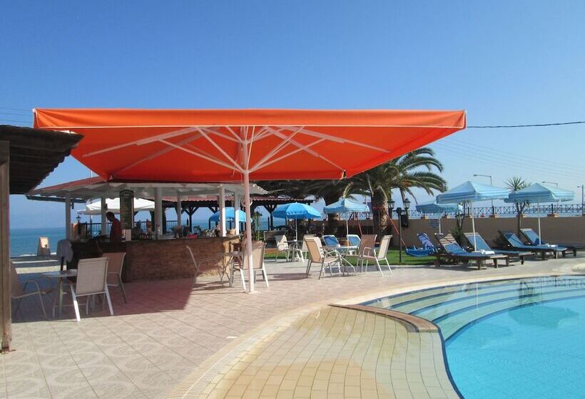 酒店 Ninos On The Beach