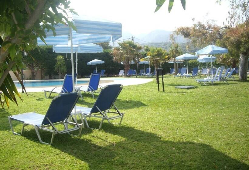 酒店 Ninos On The Beach