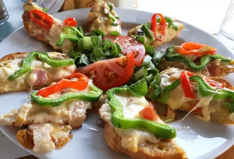 Отель Ninos On The Beach