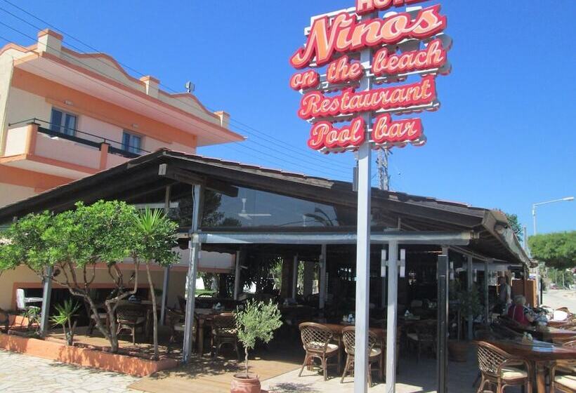 酒店 Ninos On The Beach