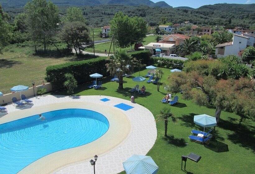 酒店 Ninos On The Beach