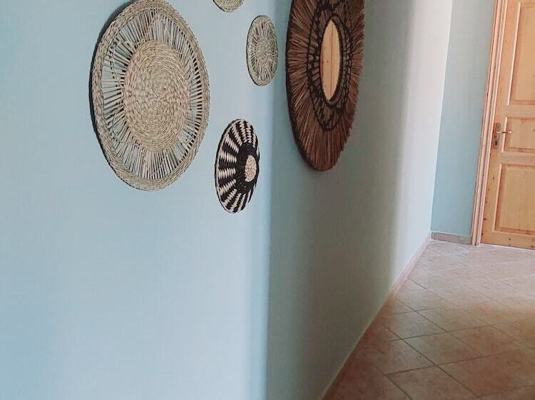 酒店 Ninos On The Beach