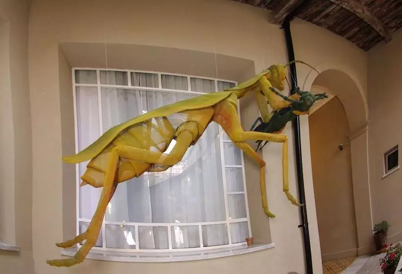 هتل Patios De San Telmo