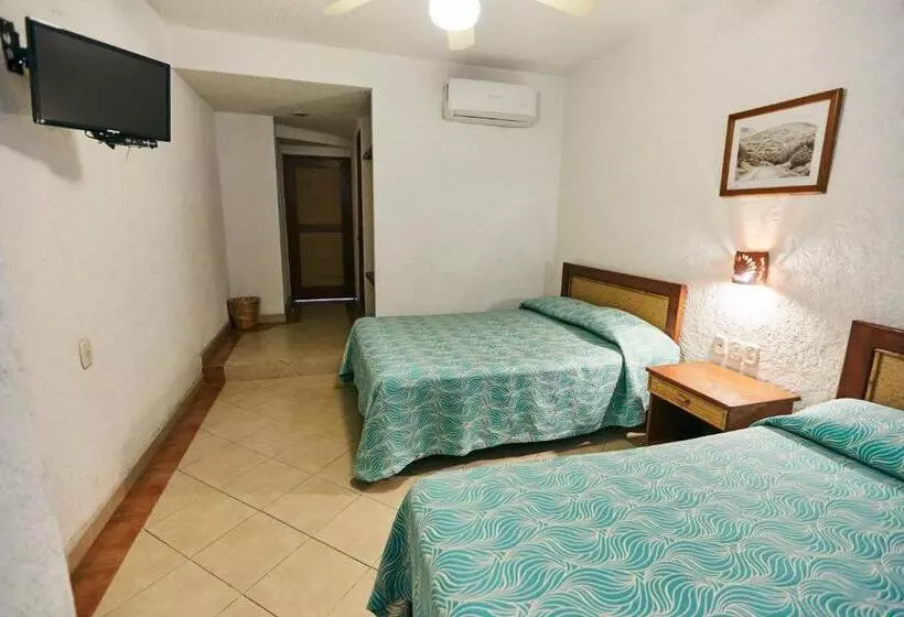 酒店 Suites Ixtapa Plaza