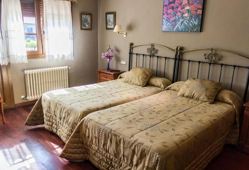 בית מלון כפרי Villa San Remo