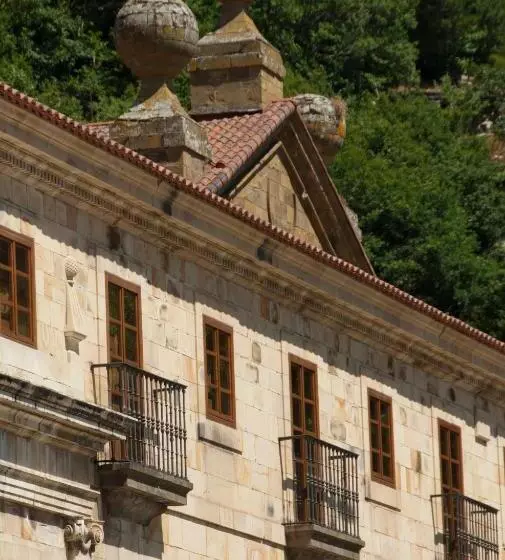 Parador De Corias