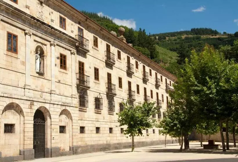 Parador De Corias