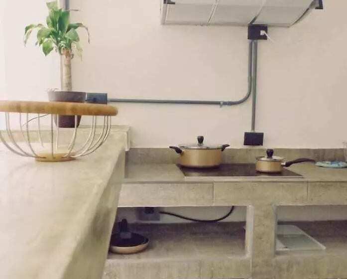 هتل Nahuala Hostal   Hostel