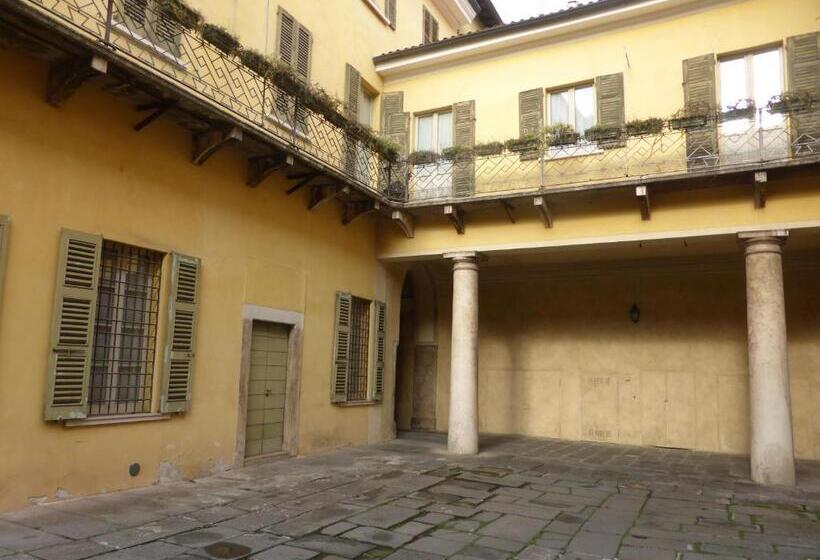 Pension (Hôtel basse catégorie) Galleria D Arte   Foresteria