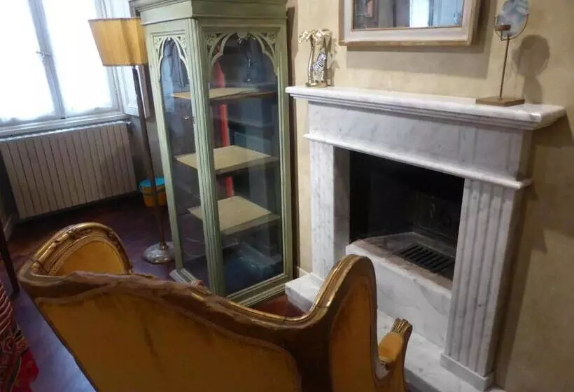 پانسیون Galleria D Arte   Foresteria