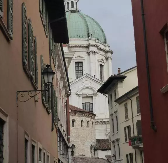 پانسیون Galleria D Arte   Foresteria