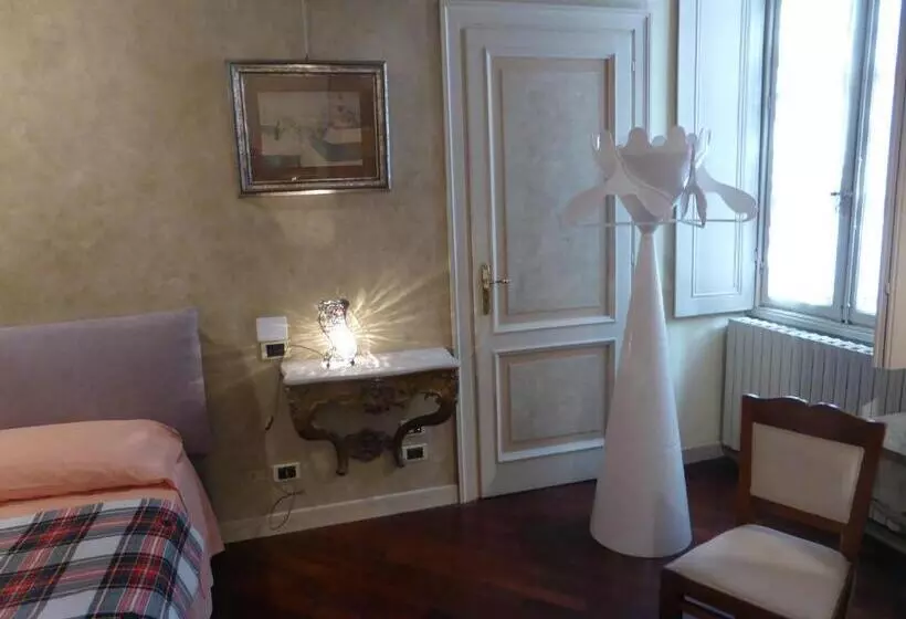 پانسیون Galleria D Arte   Foresteria