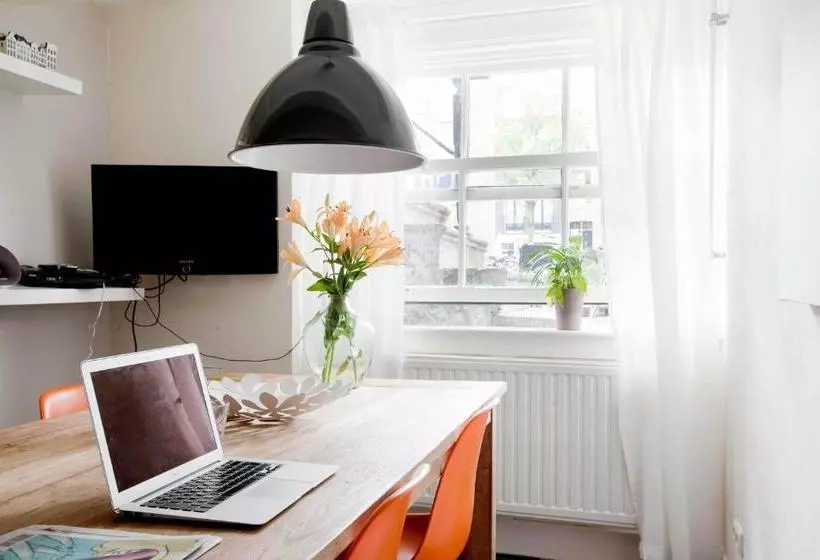 Coho Apartment Suites