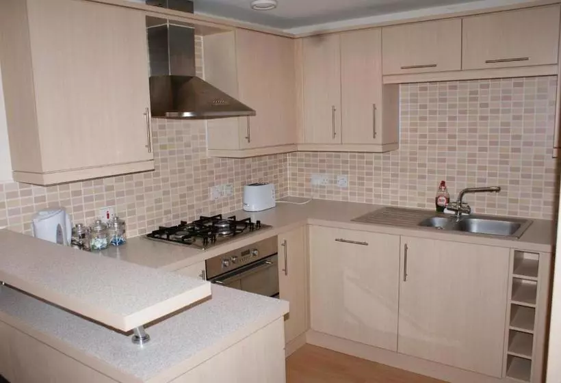 בית מלון כפרי Brunel Crescent