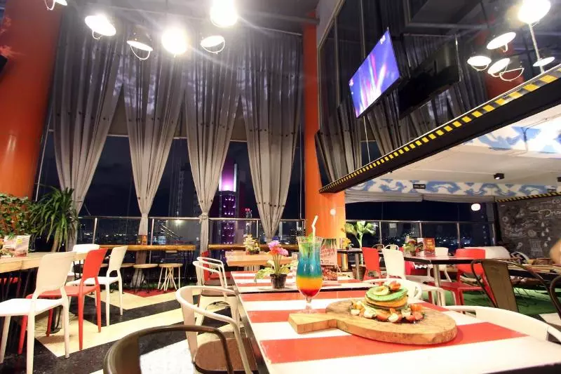 G Suites Hotel By Amithya