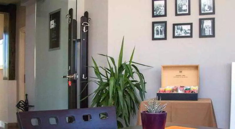 فندق Old Town Rooms